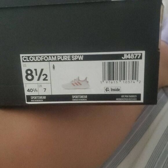 NEW IN BOX ADIDAS CLOUDFOAM ATHLETIC SHOES - Picture 9 of 9